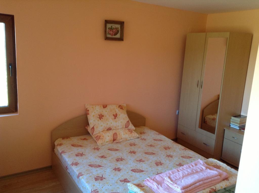 Villa Lilia Aprilci Szoba fotó